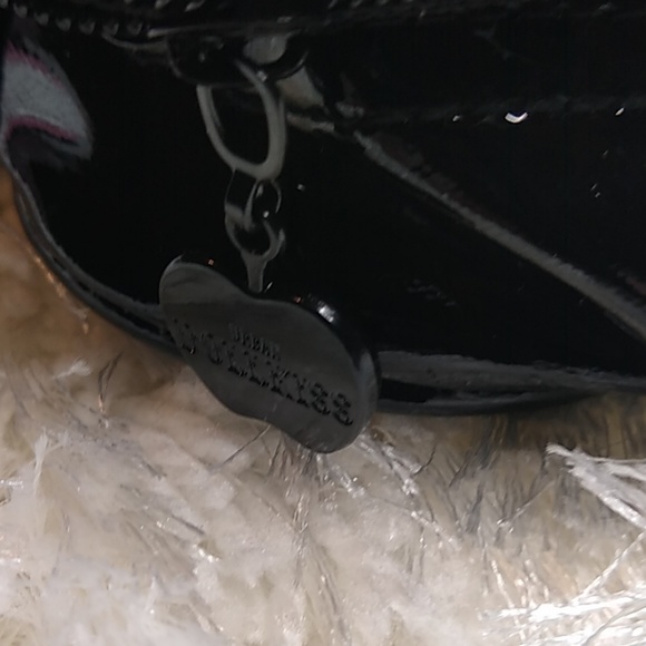 5 for $25 Urban DollKiss travel pouch - Picture 2 of 5